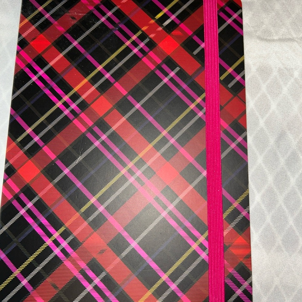 NWT Writing Journal Tartan Plaid With Elastic Band Closure